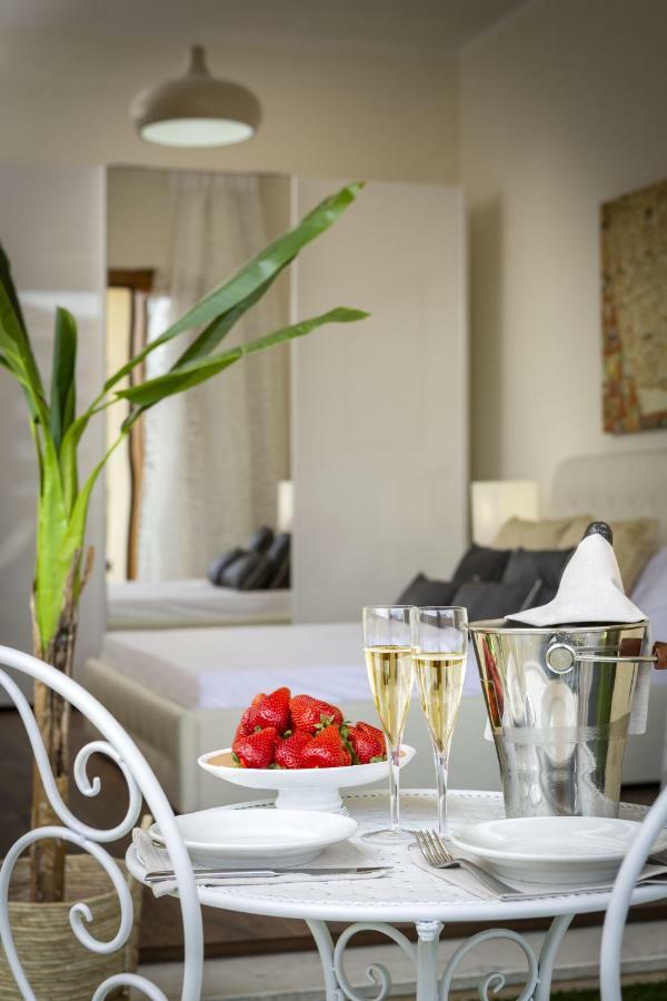 Luxury Rooms & Suites 올비아 외부 사진